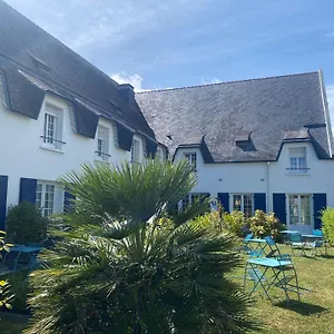 Quality La Marebaudiere Centre Hotel