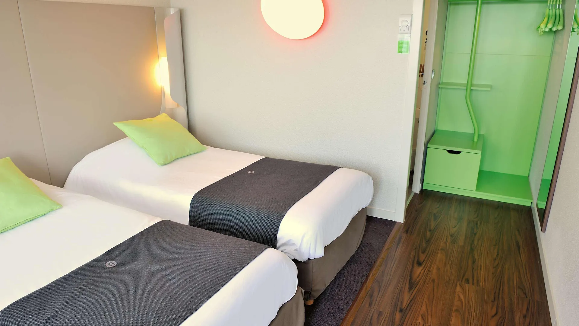 *** Hotel Campanile Vannes Frankreich